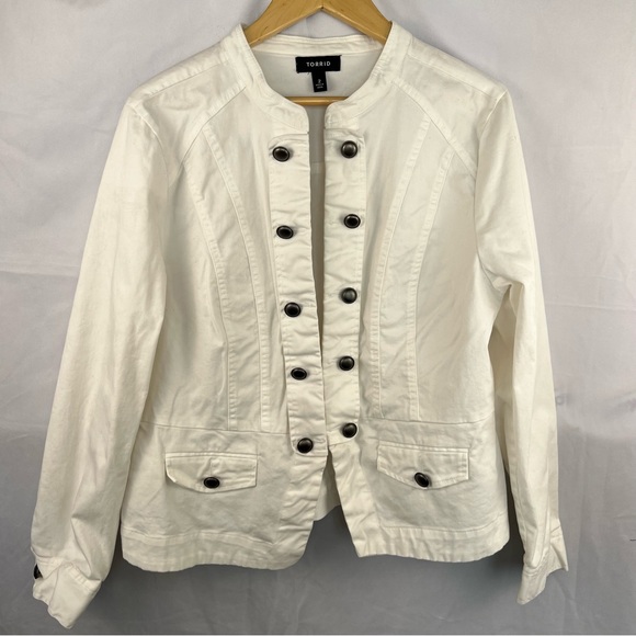 torrid Jackets & Blazers - Torrid Womens White Military Style Jacket - Size 2XL